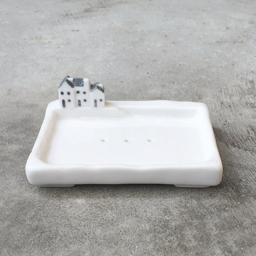 East of India Soap dish with houses & steps 5615